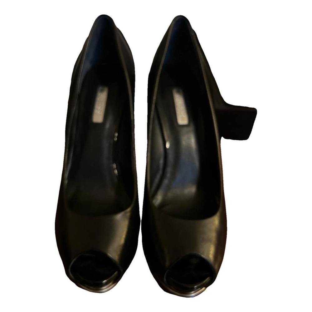 Guess heels